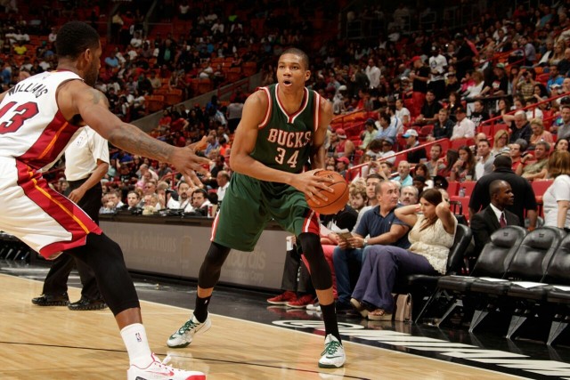 武磊等缺阵何解？赔率数据再度看衰国足客战